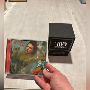 Taylor Swift CD and Candle Set